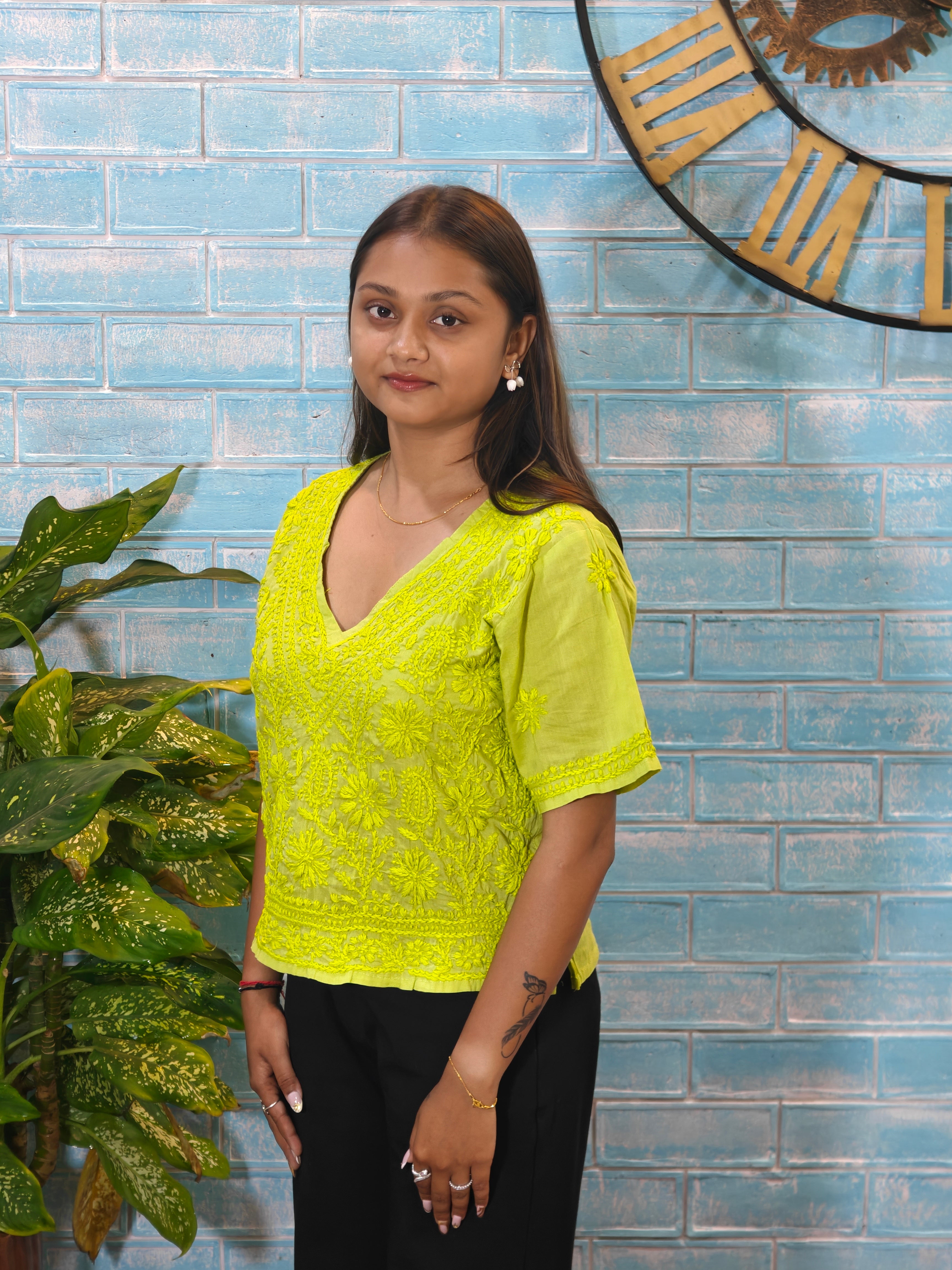 Parrot Green Short Sleeve Crop Top