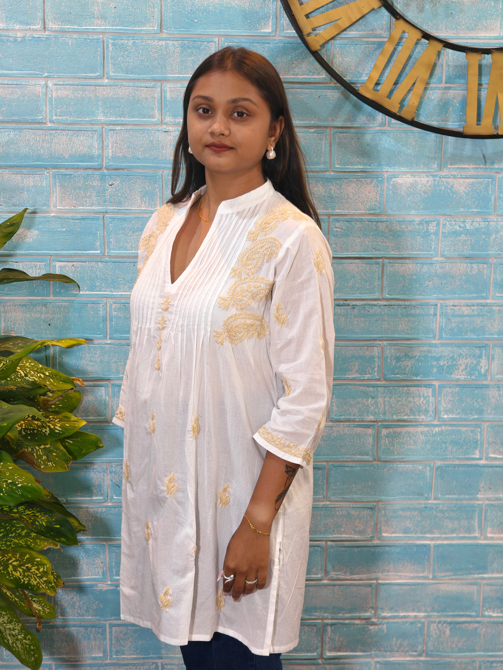 White w/ Beige Half Sleeve Kurti