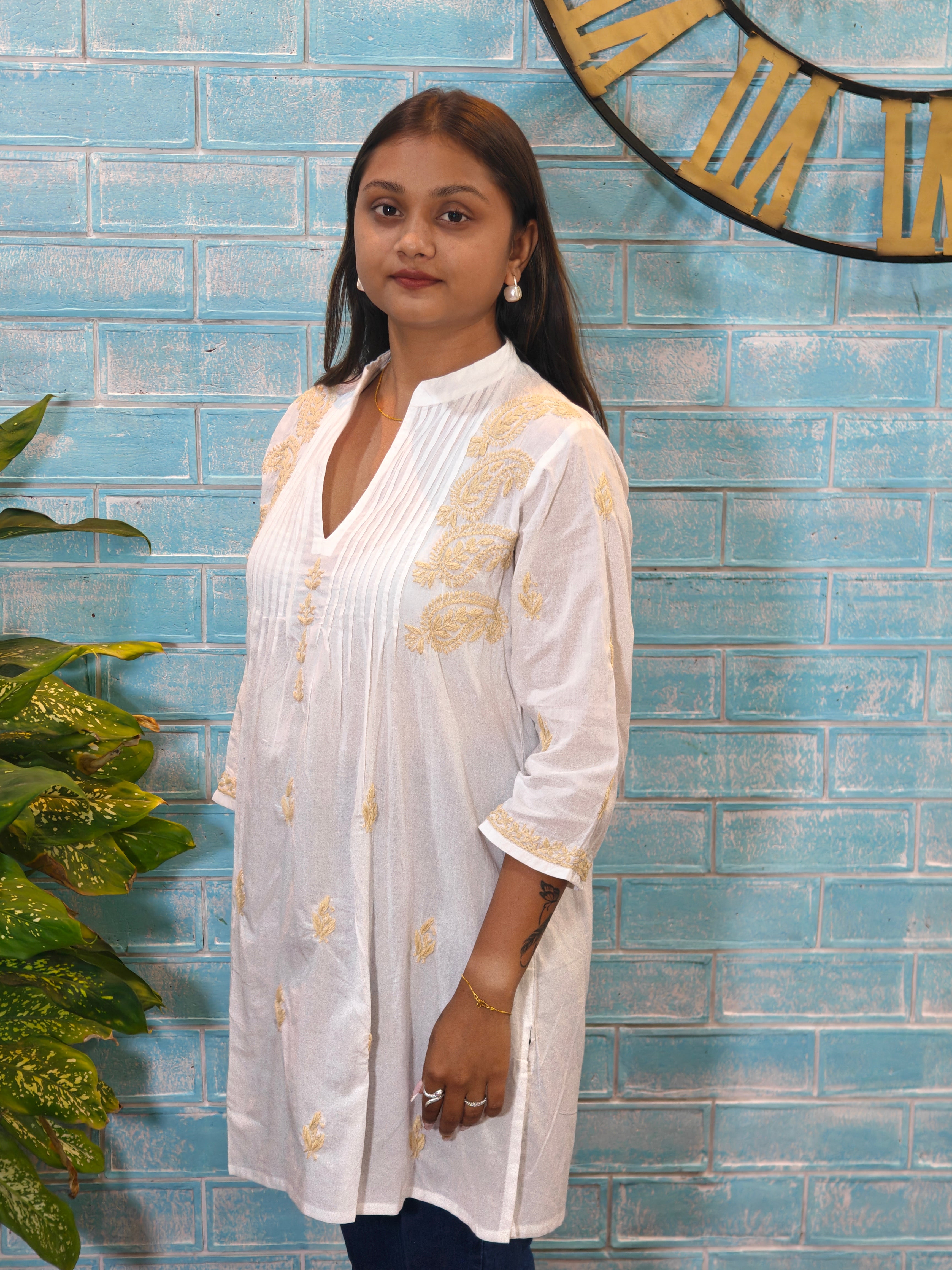 White w/ Beige Half Sleeve Kurti