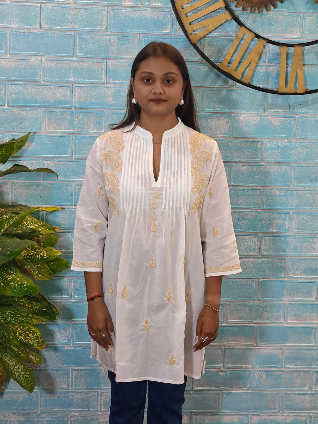 White w/ Beige Half Sleeve Kurti